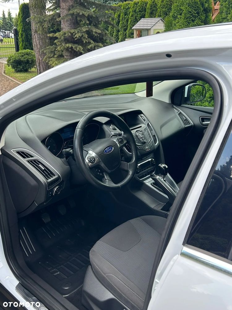 Ford Focus 1.6 TDCi DPF Titanium - 6