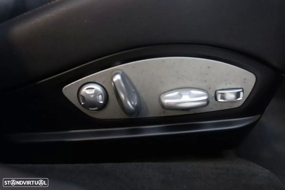 Porsche Panamera S E-Hybrid - 34