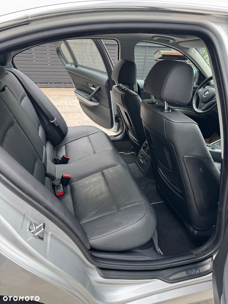 BMW Seria 3 330i xDrive Edition Sport - 15