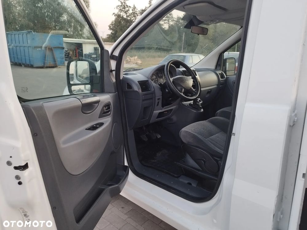 Peugeot Expert - 22