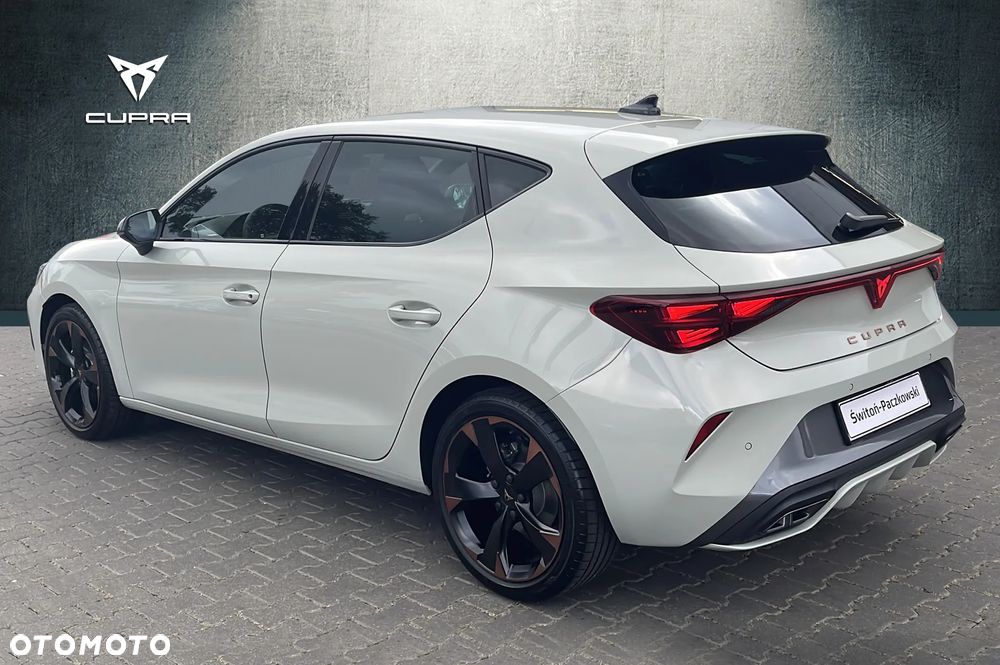 Cupra Leon 1.5 eTSI mHEV DSG - 3