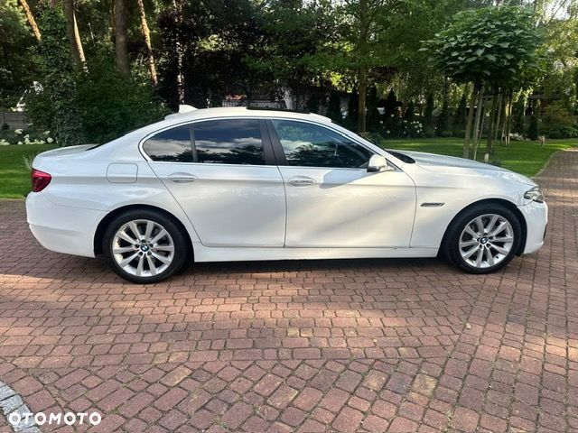 BMW Seria 5 530d xDrive Sport-Aut Modern Line - 5