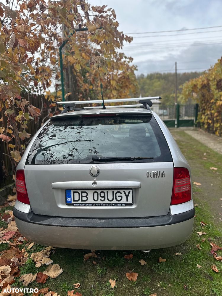 Skoda Octavia Combi 1.6 Classic - 4