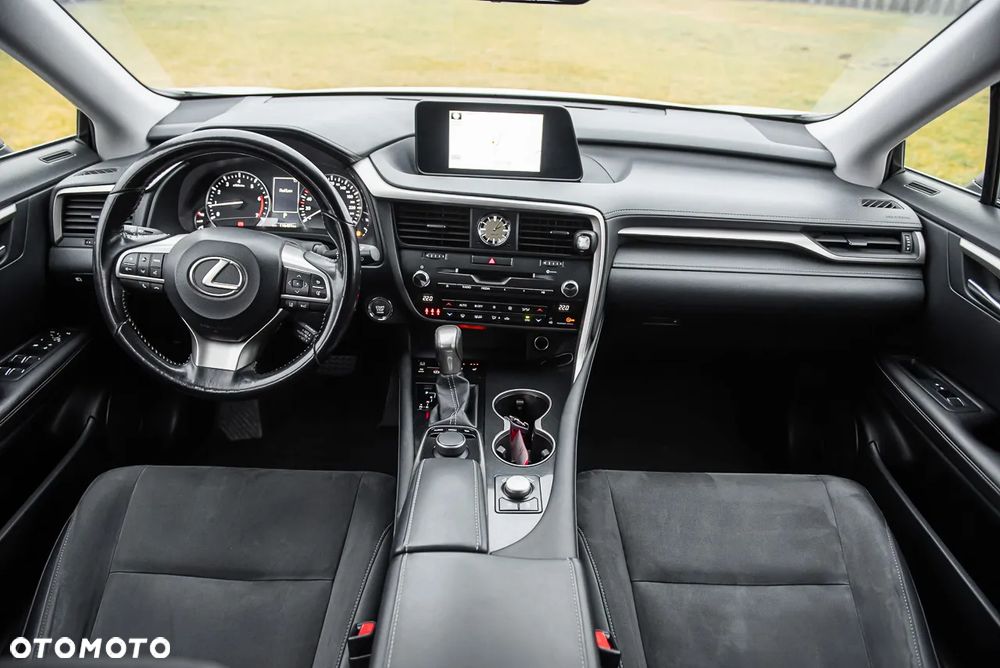 Lexus RX 200t - 28