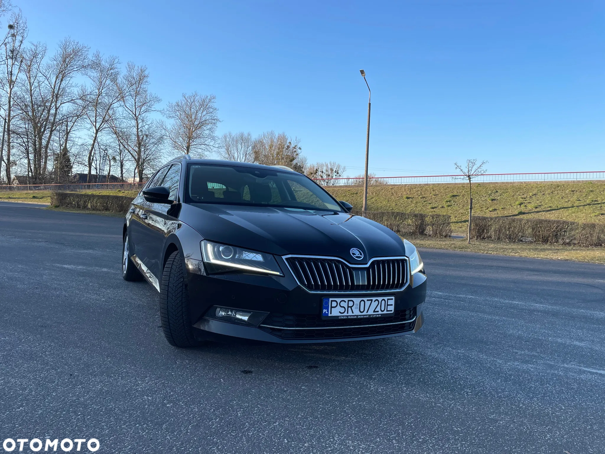 Skoda Superb 2.0 TDI Style DSG7 - 13
