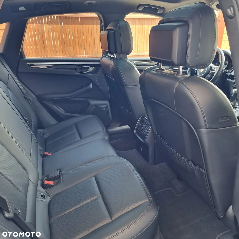 Porsche Macan - 15