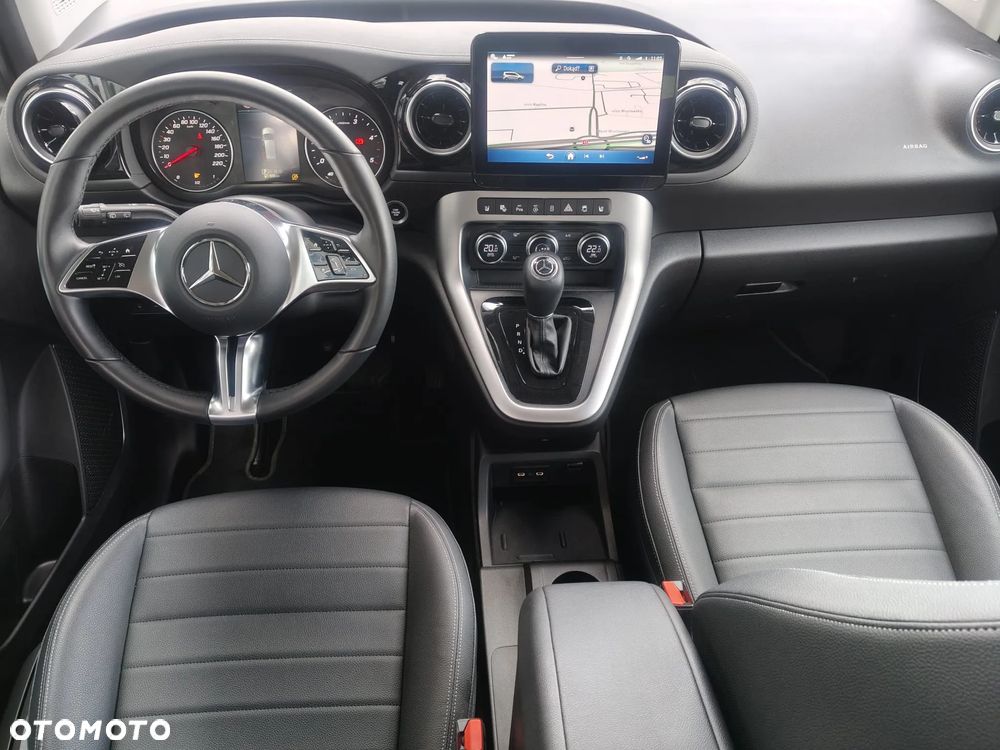 Mercedes-Benz Klasa T 180 d Progressive - 24