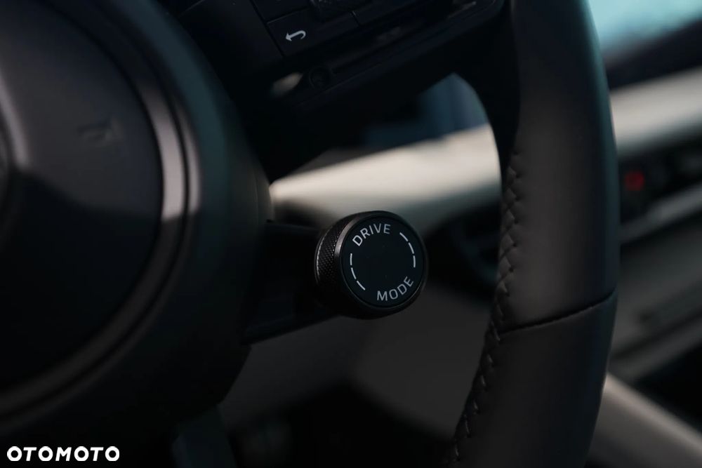 Porsche Macan Turbo 100kWh - 15