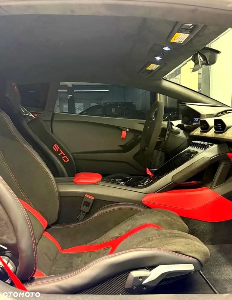 Lamborghini Huracan EVO - 15