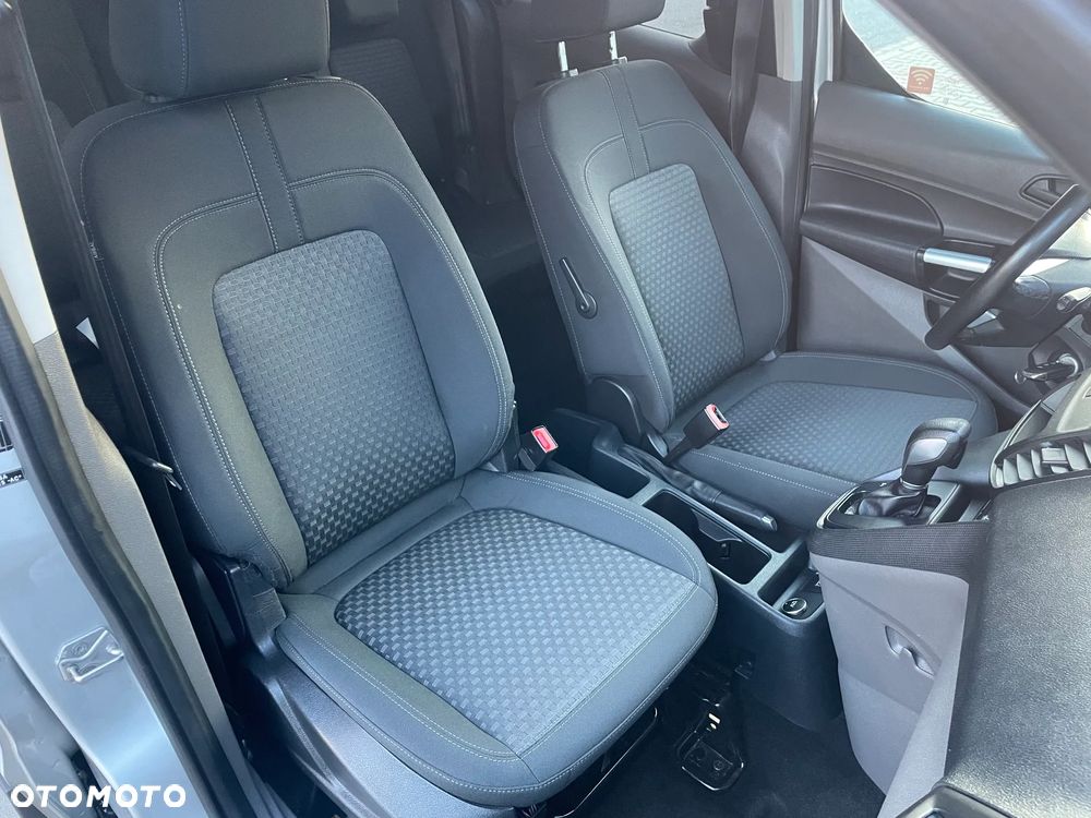 Ford Tourneo Connect - 18