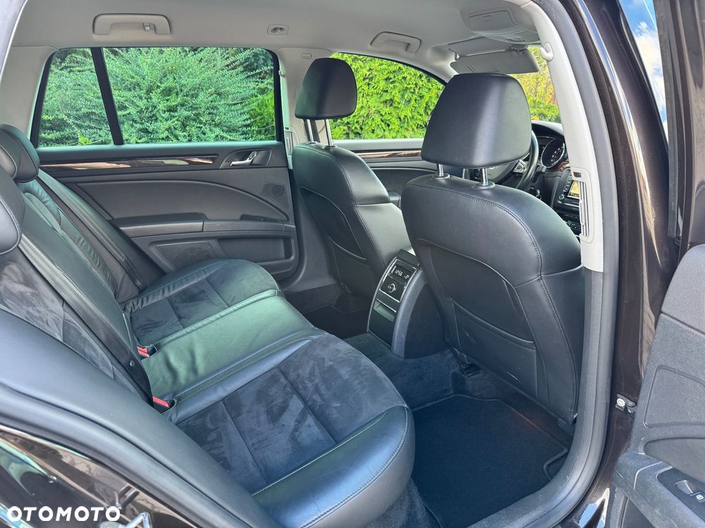 Skoda Superb 2.0 TDI 4x4 Elegance DSG - 13