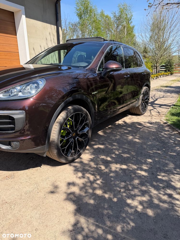 Porsche Cayenne S Hybrid - 11