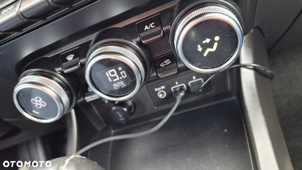 Renault Arkana E-TECH Full 145 Evolution - 25