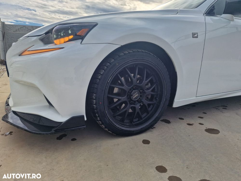 Lexus Seria IS 250 2.5 V6 Aut Sport - 8