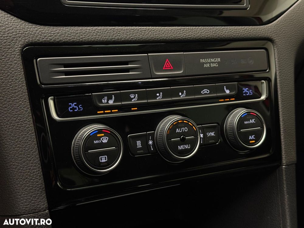 Volkswagen Golf Sportsvan - 18