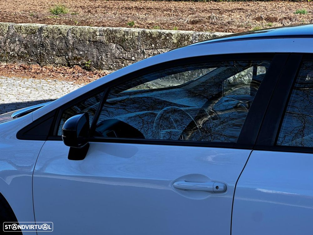 Honda Civic 1.8 i-VTEC Auto Comfort - 23