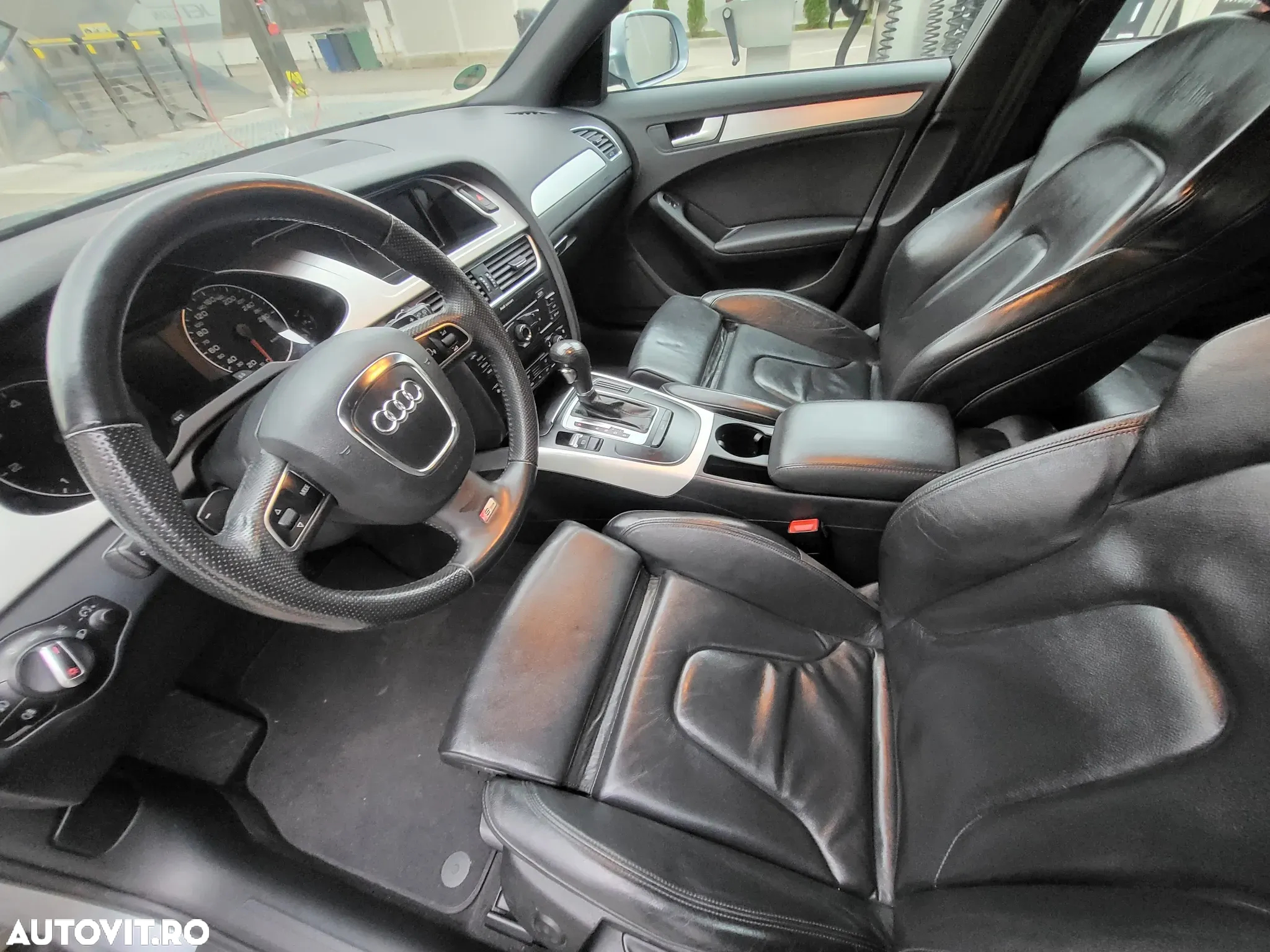 Audi A4 - 4