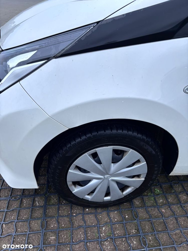 Toyota Aygo x - 3