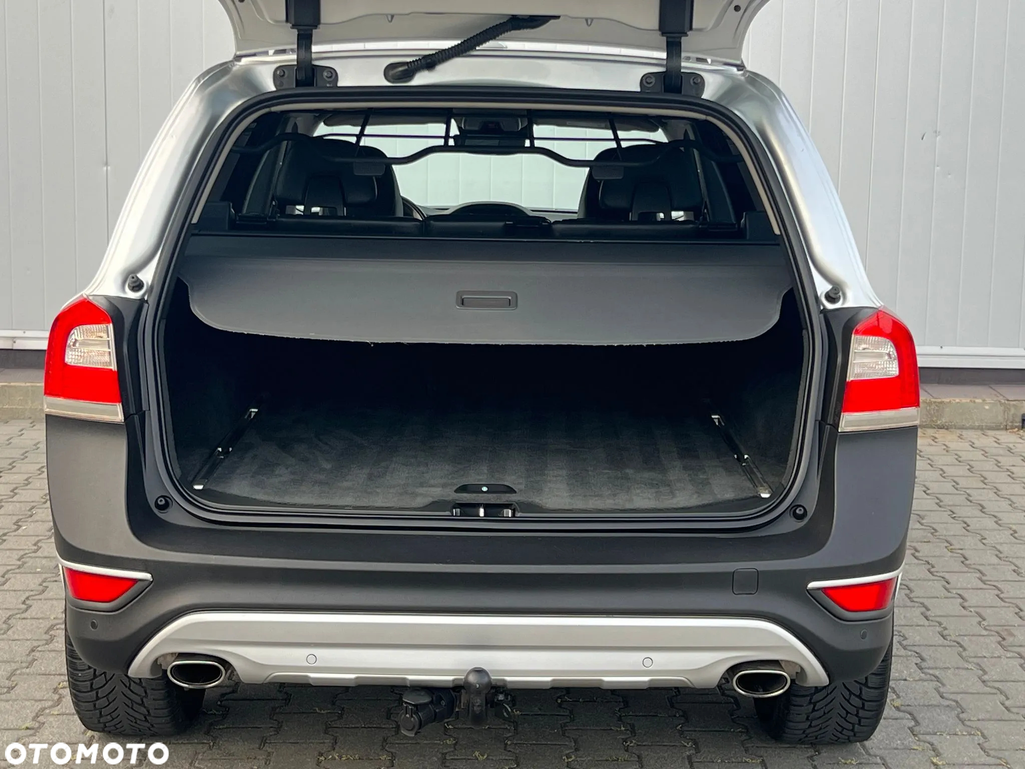 Volvo XC 70 D5 AWD Dynamic Summum - 16