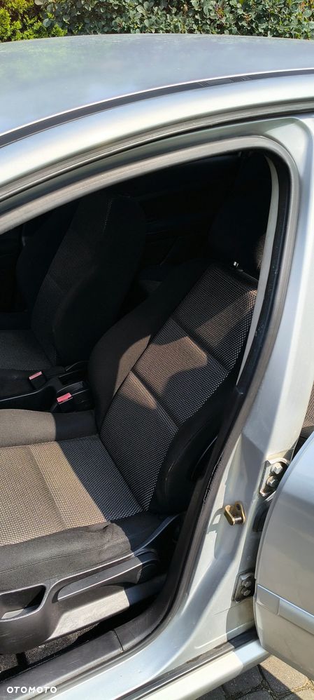 Peugeot 307 1.6 Oxygo - 17