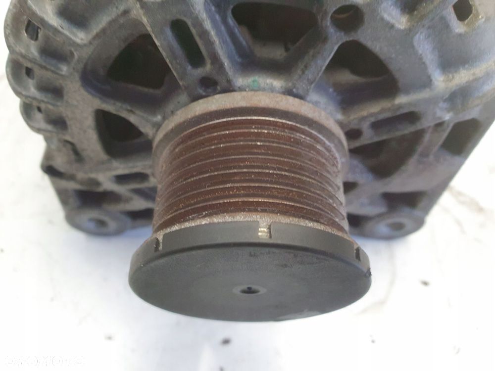 ALTERNATOR Renault Clio IV 0.9 TCe _ valeo 231007842R - 4