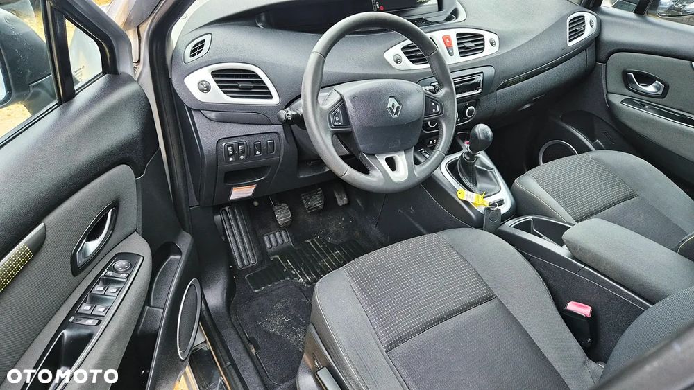 Renault Scenic 1.6 16V 110 Paris - 29