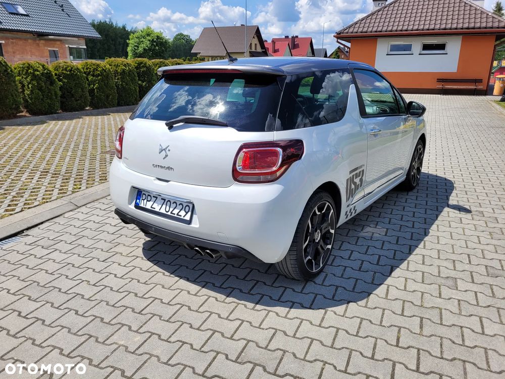 Citroën DS3 THP 155 So Paris - 4