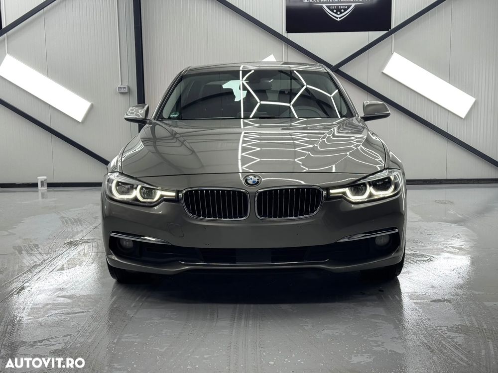 BMW Seria 3 320d Aut. Sport Line - 2