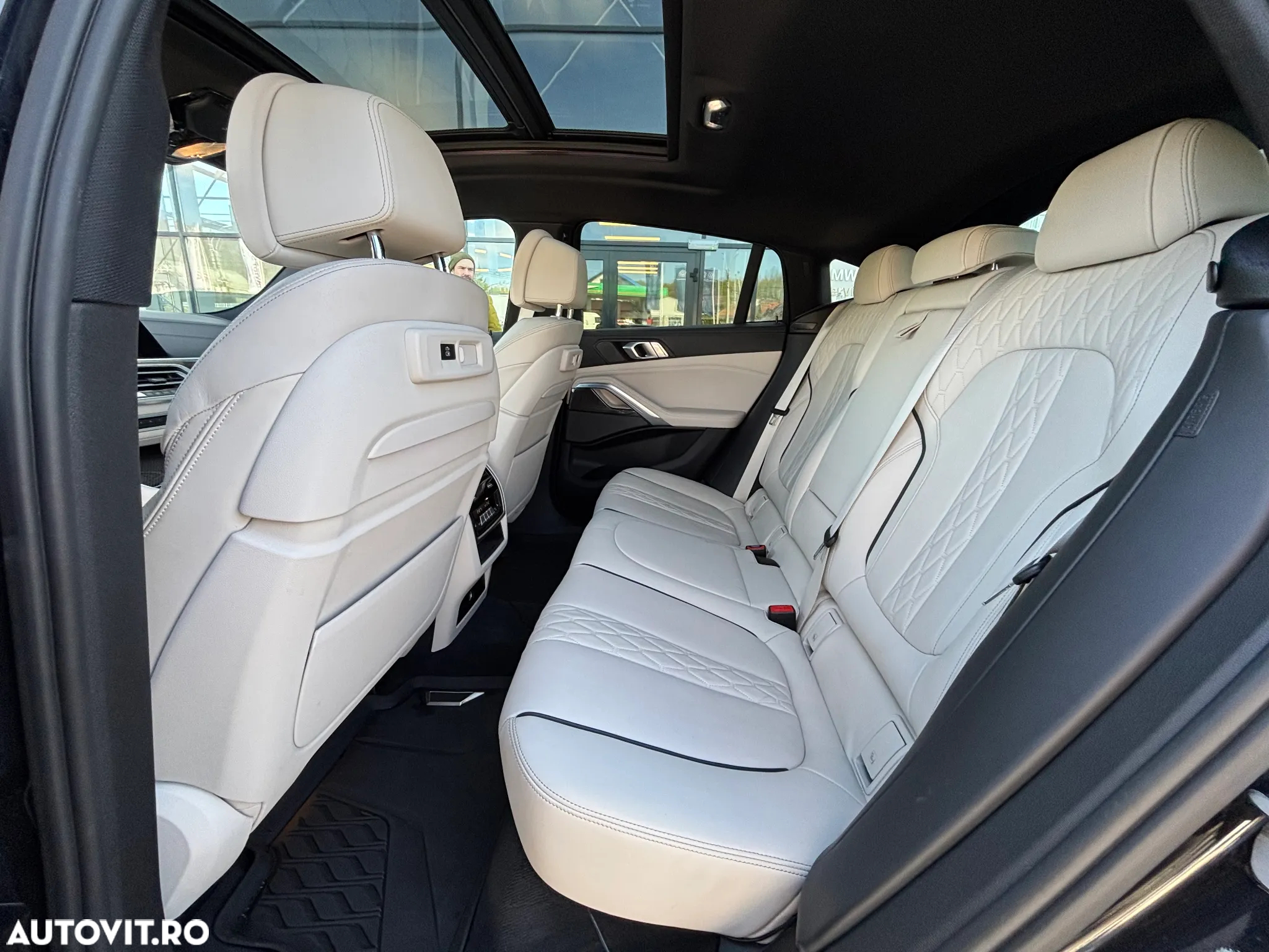 BMW X6 M M50d - 9