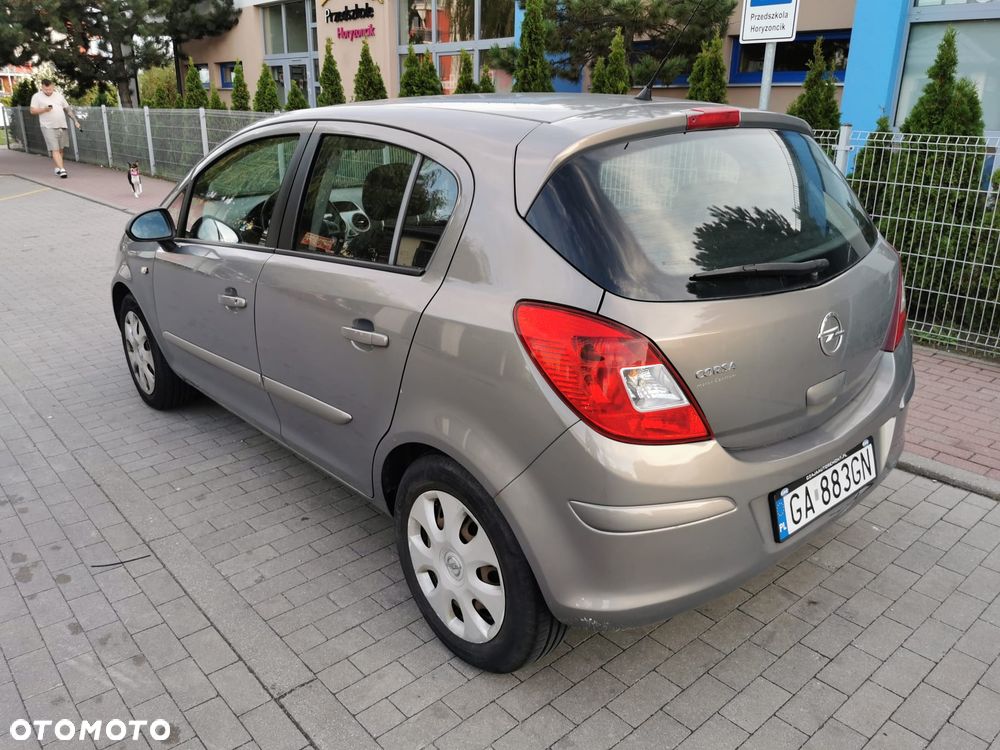Opel Corsa 1.2 16V Enjoy - 9