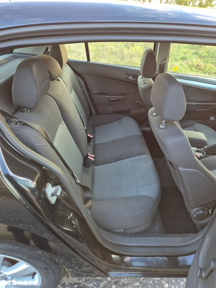 Opel Astra - 10