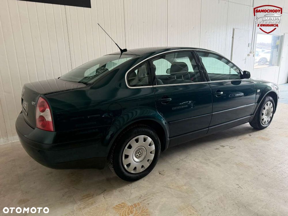 Volkswagen Passat - 11