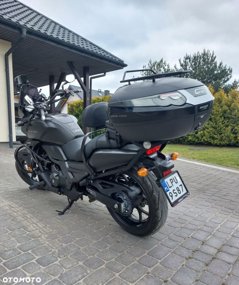Honda CTX - 3