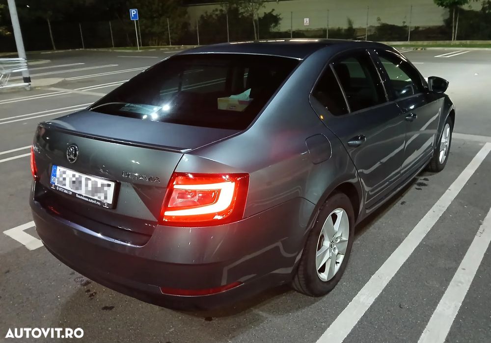 Skoda Octavia 2.0 TSI DSG Style - 4