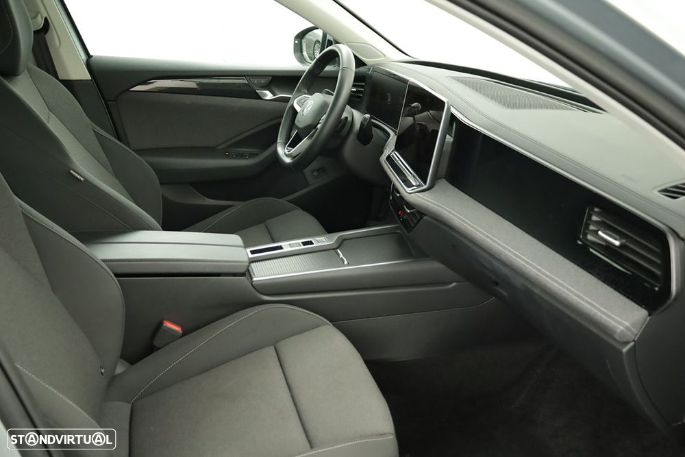 VW Passat Variant 1.5 TSI eHybrid DSG - 20