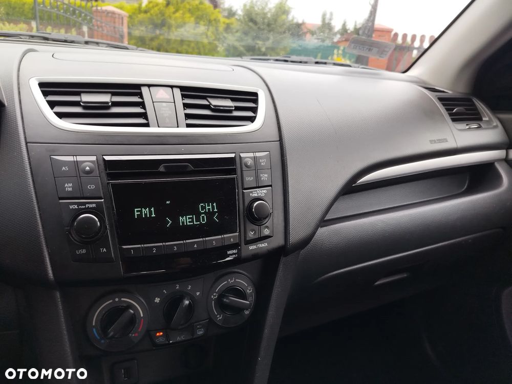 Suzuki Swift 1.2 - 12