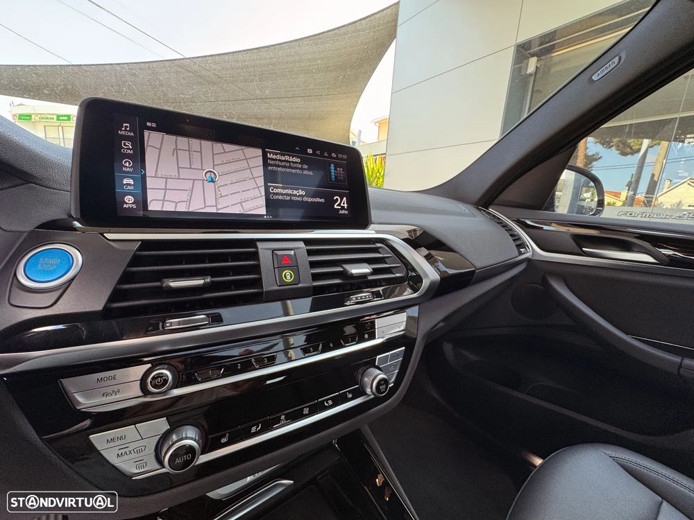 BMW iX3 Inspiring - 14
