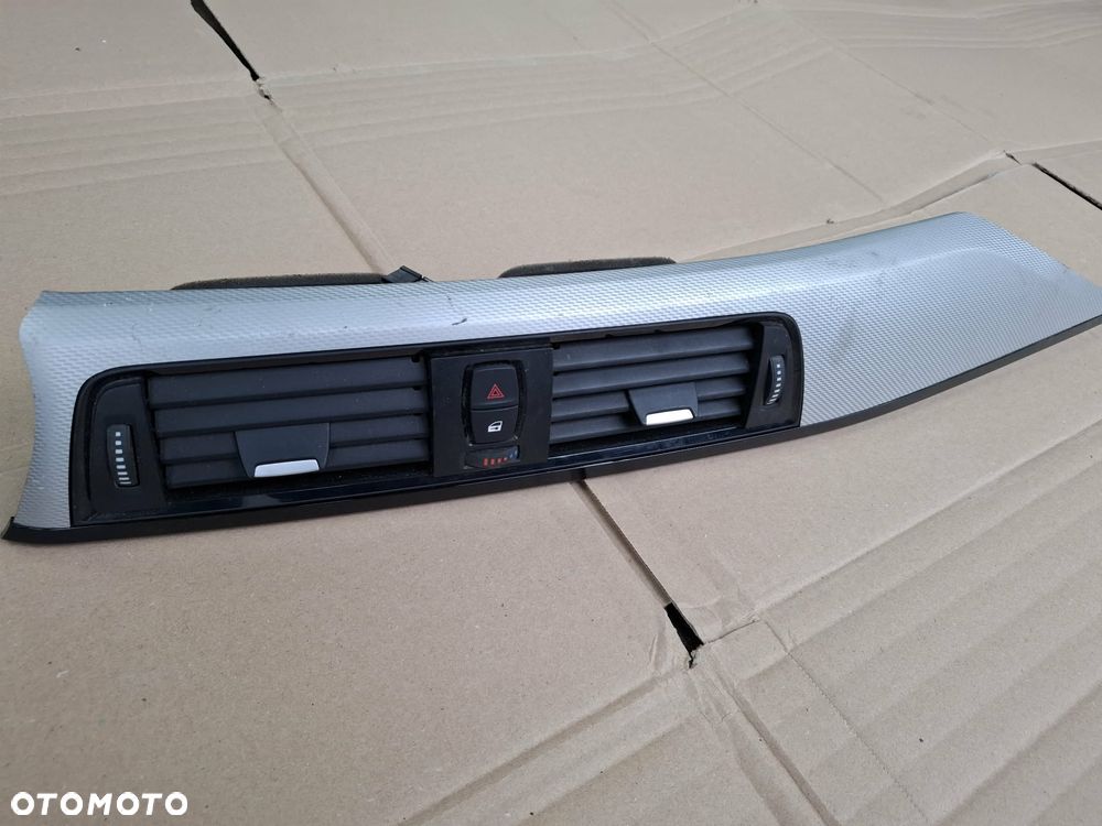 DEKOR KONSOLI DESKI ROZDZIELCZEJ BMW F30 F31 KRATKA WENTYLACYJNA NAWIEWU - 4