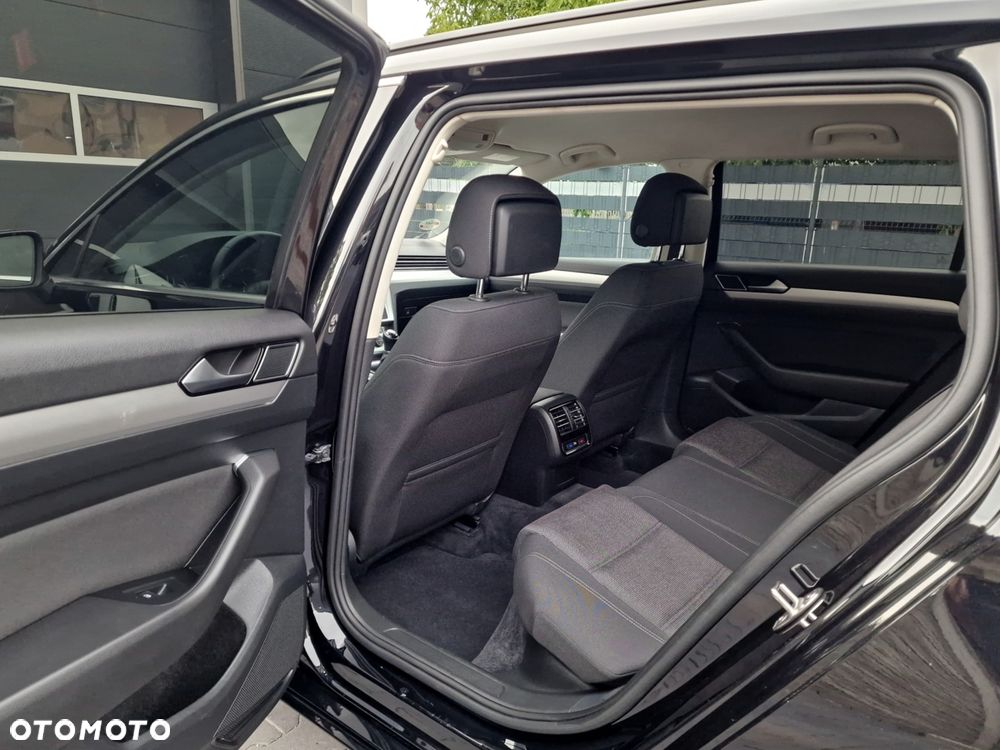 Volkswagen Passat 2.0 TDI BMT Comfortline - 18