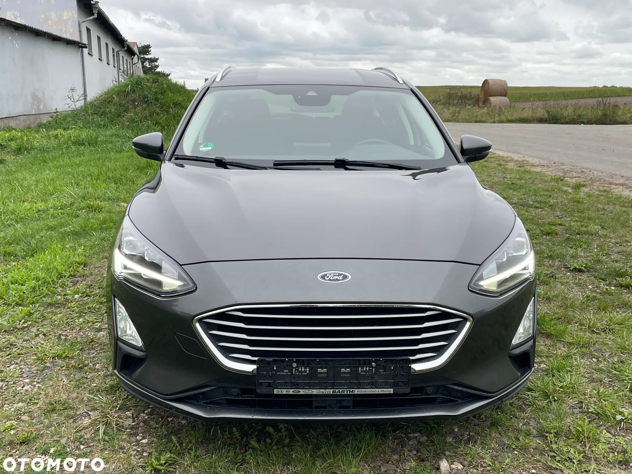 Ford Focus 1.5 EcoBlue Start-Stopp-System TITANIUM - 2