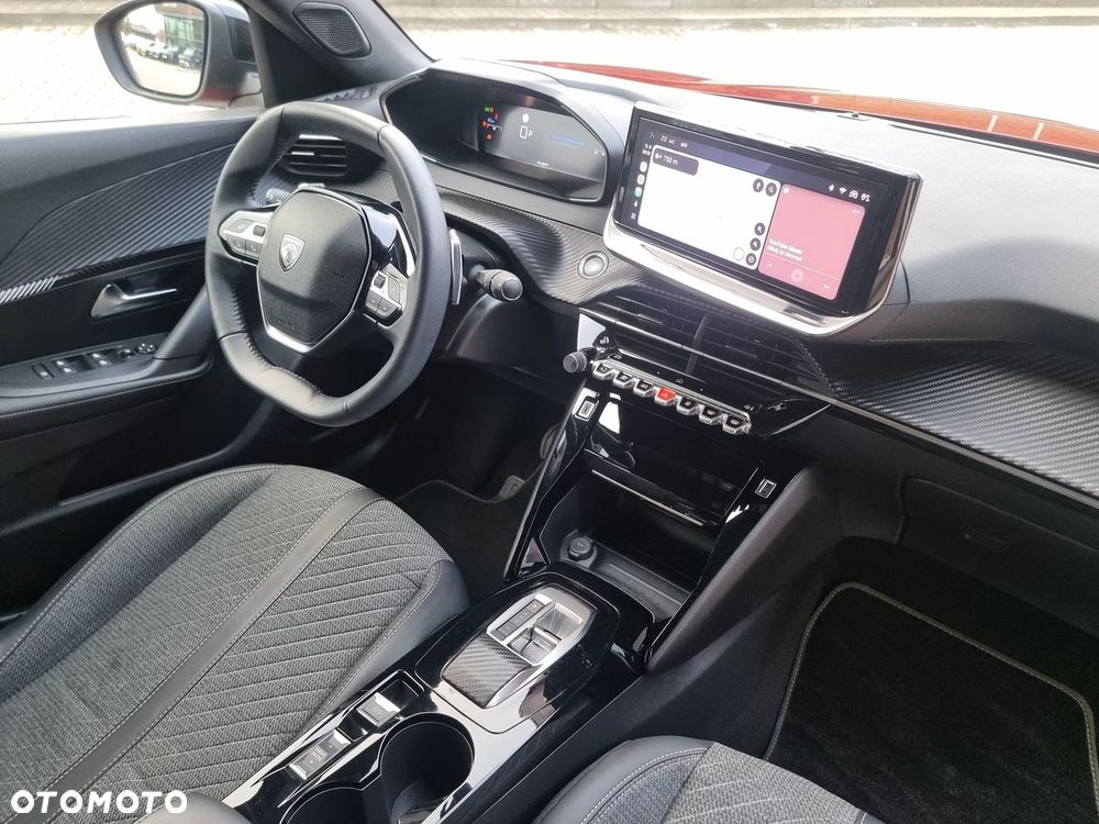 Peugeot 2008 1.2 PureTech Allure S&S EAT8 - 18