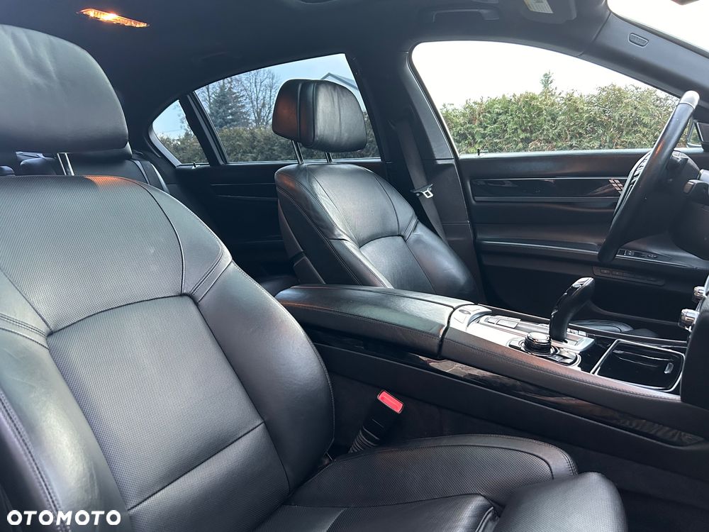 BMW-ALPINA B7 Bi-Turbo Switch-Tronic Langversion - 13