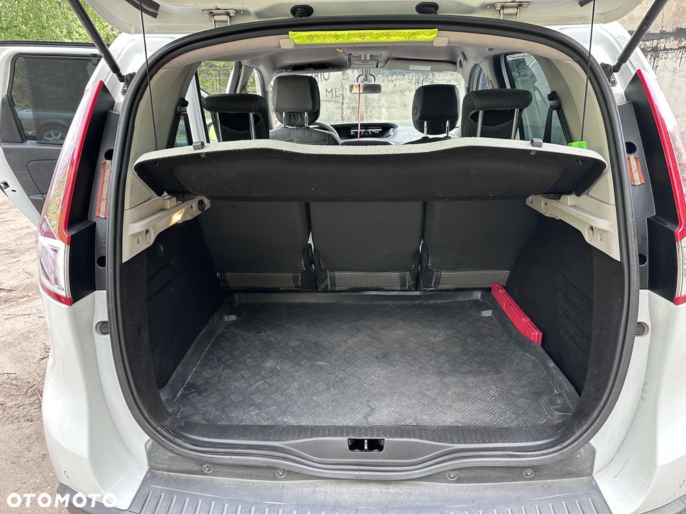 Renault Scenic 2.0 16V Bose Edition CVT - 12