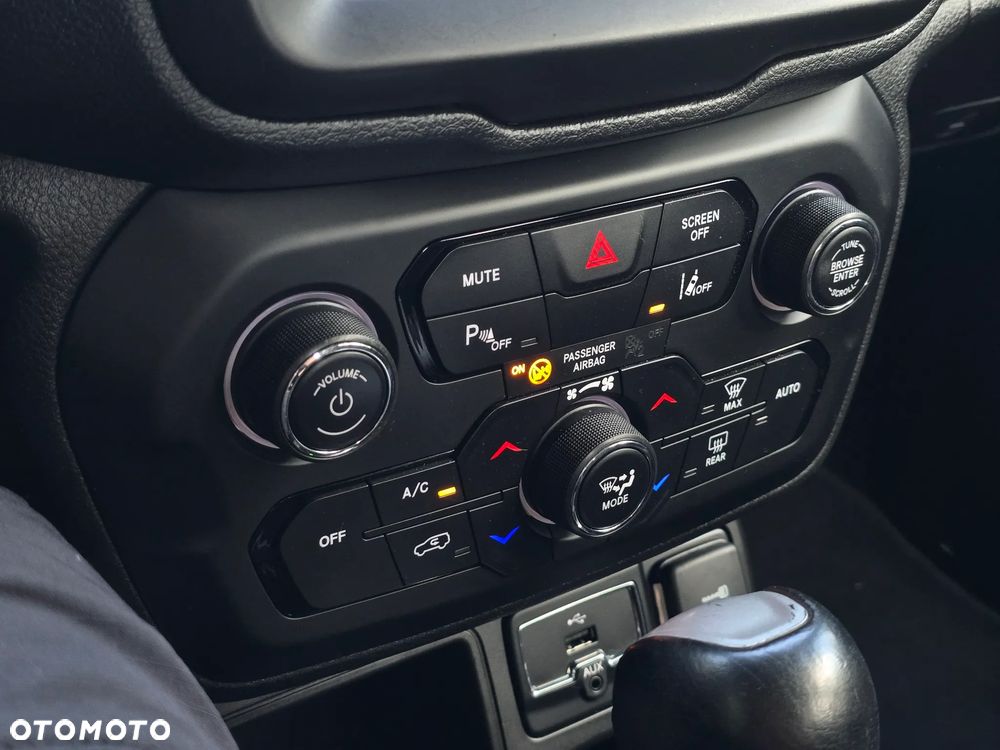 Jeep Renegade 1.3 T-GDI Automatik Limited - 28
