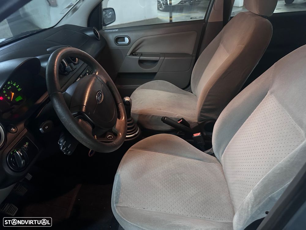 Ford Fiesta 1.4 Ghia - 6