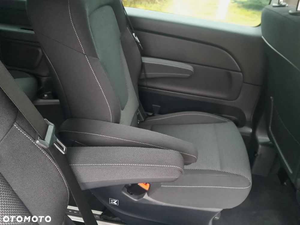 Mercedes-Benz Klasa V 250 d lang 7G-TRONIC SCORE - 27