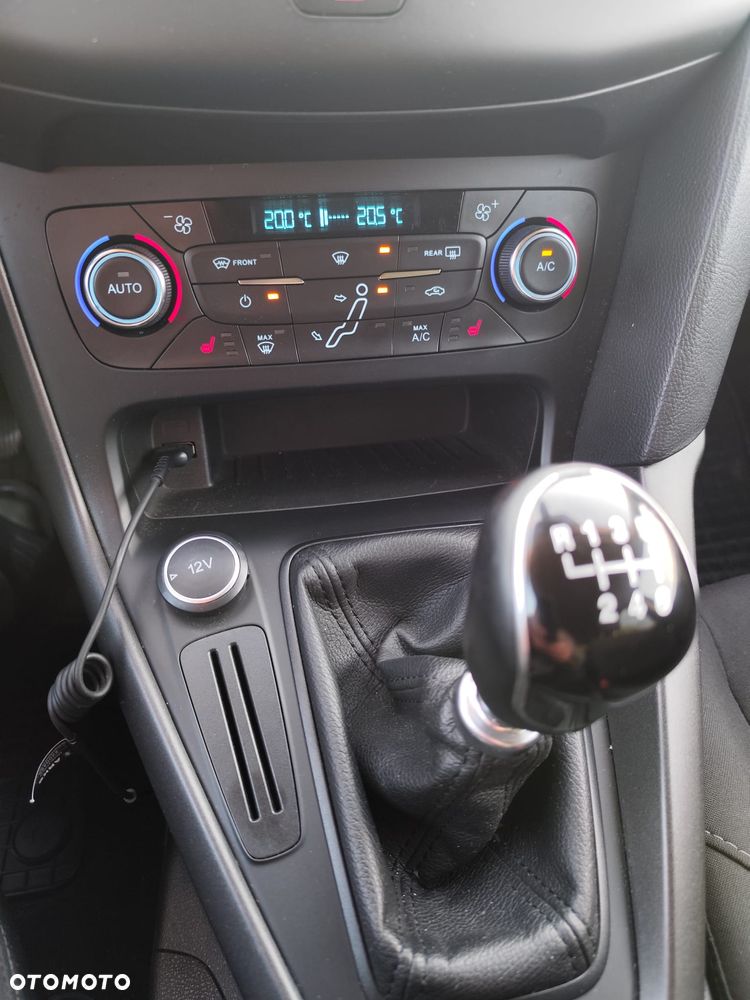 Ford Focus 1.5 TDCi SYNC Edition ASS - 8