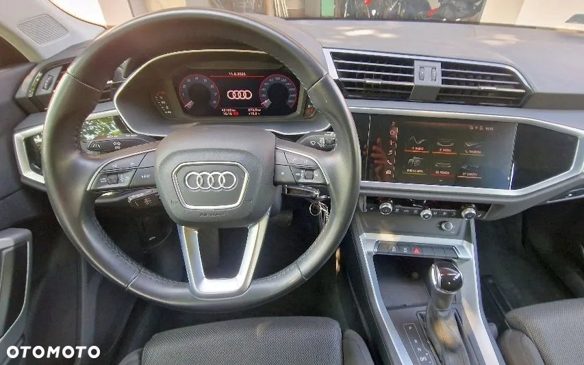 Audi Q3 35 TFSI S tronic - 9