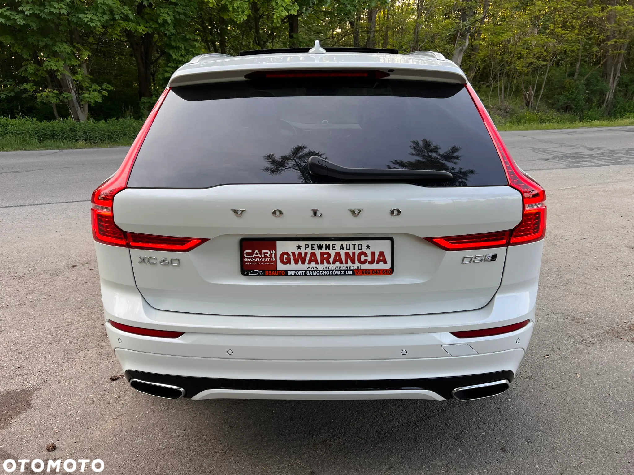Volvo XC 60 D5 AWD R-Design - 14