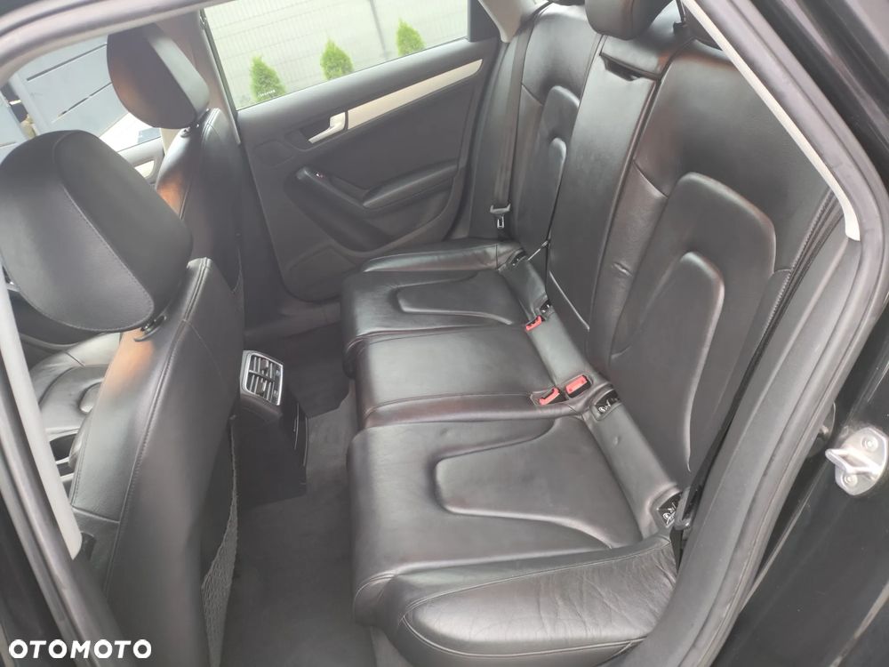 Audi A4 Limousine 2.0 TDI DPF Ambiente - 13